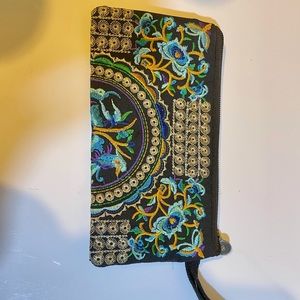 ‼️SALE‼️ BNWT Blue Embroidered Wallet